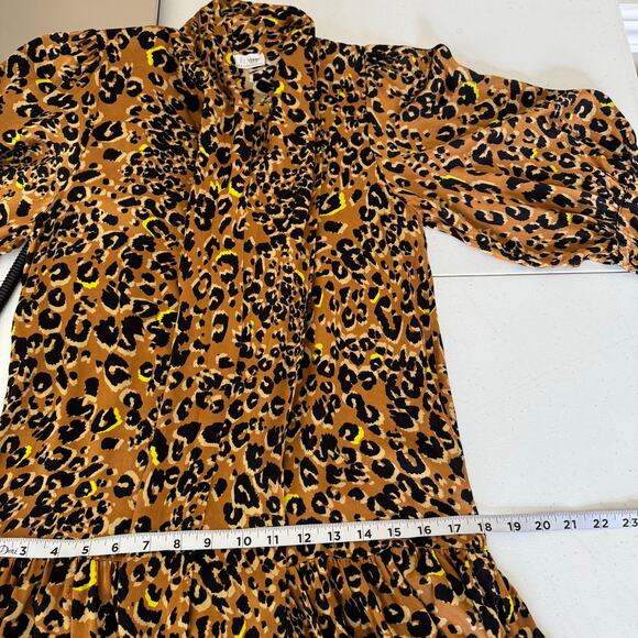 Hunter Bell Leopard Keely Silk Tie Neck Drop Waist Button Up Dress Women's XS - Picture 13 of 14